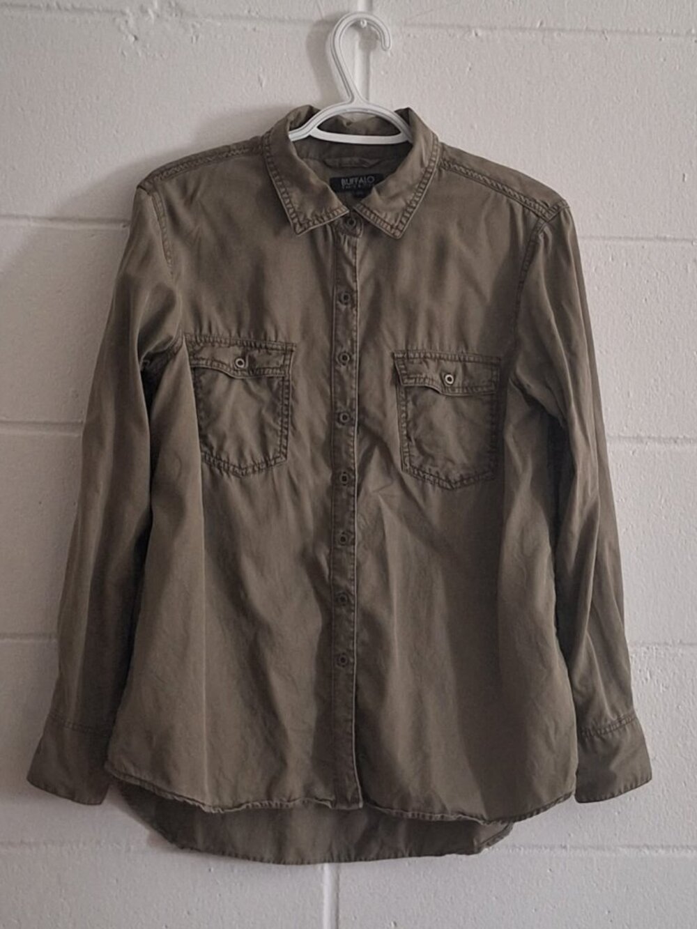 (Free with purchase) Olive green Buffalo button-down, size M